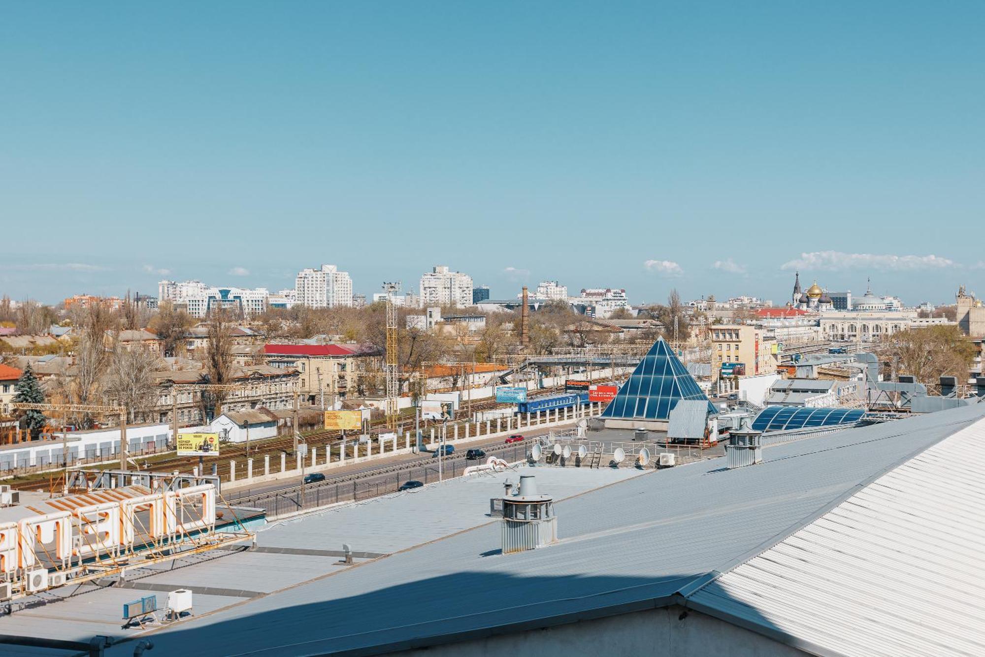 Апартаменты С Двумя Спальнями В Центре Города 오데사 외부 사진